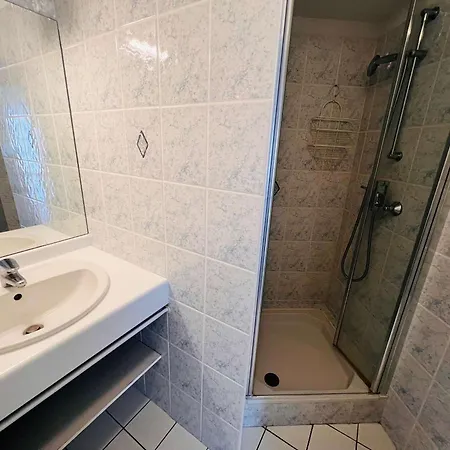- 2p 33m² Avec Apercu Mer, Balcon, Parking Et Animaux Acceptes - Fr-1-478-112 * Quiberon