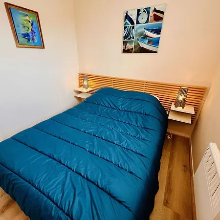 - 2p 33m² Avec Apercu Mer, Balcon, Parking Et Animaux Acceptes - Fr-1-478-112